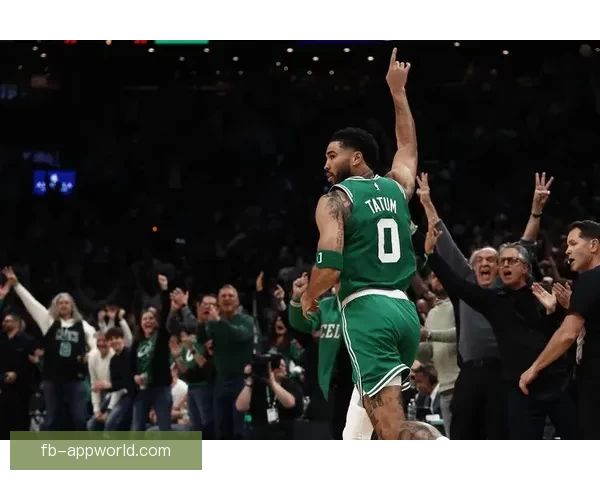 绿军逆转灰熊上演10分绝杀布朗砍三双塔图姆助攻显威